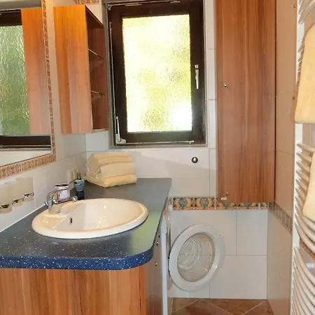 Hänsel Und Gretel Am Ossiachersee Apartment *
